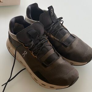 On Cloudnova Running Men's Black and Tan Sneakers 10.5